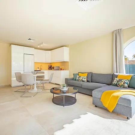 Luxury Sun Club 252 Apartment