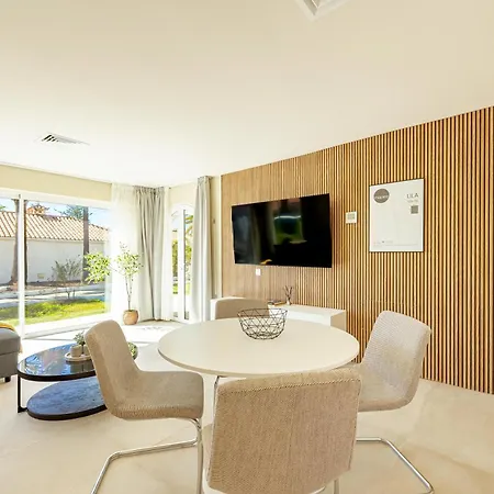 Luxury Sun Club 252 *